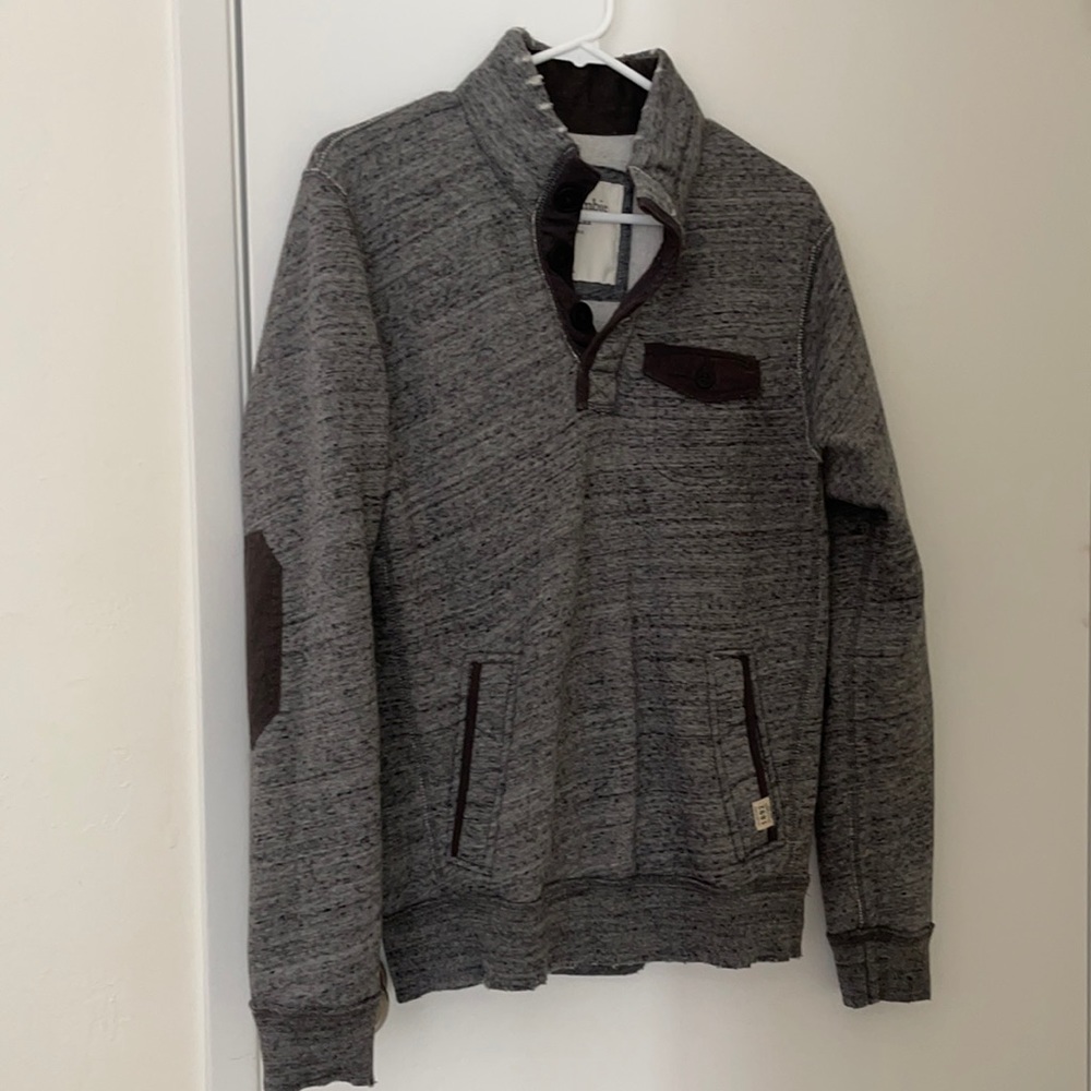 Abercrombie & Fitch pullover in grey, men’s size S